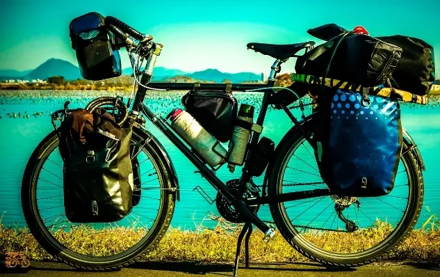 What Is The Difference Between A Touring Bike And A Hybrid Bike_