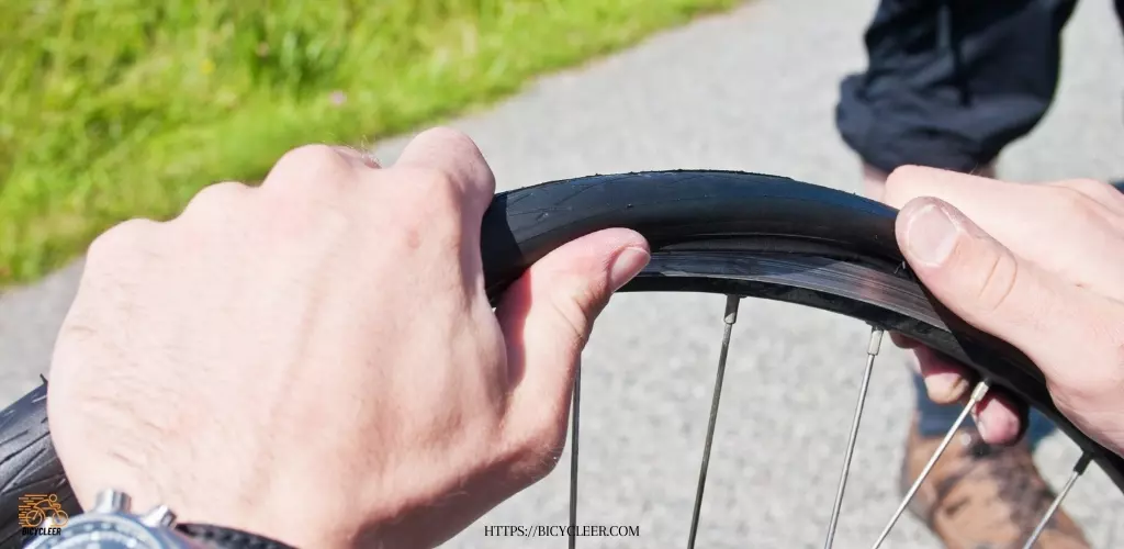 How To Change Road Bike Tire Without Levers