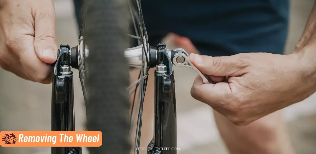 How to remove road bike wheel